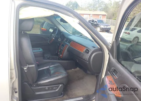 2007 Chevrolet Tahoe Ltz z USA, uszkodzony, nr VIN 1GNFK13097R108670